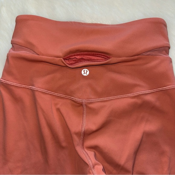 Lululemon Cross Leggings - Picture 6 of 13